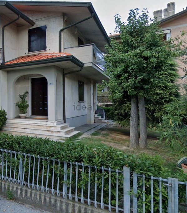 esavano in vendita a Ravenna in zona Centro Storico