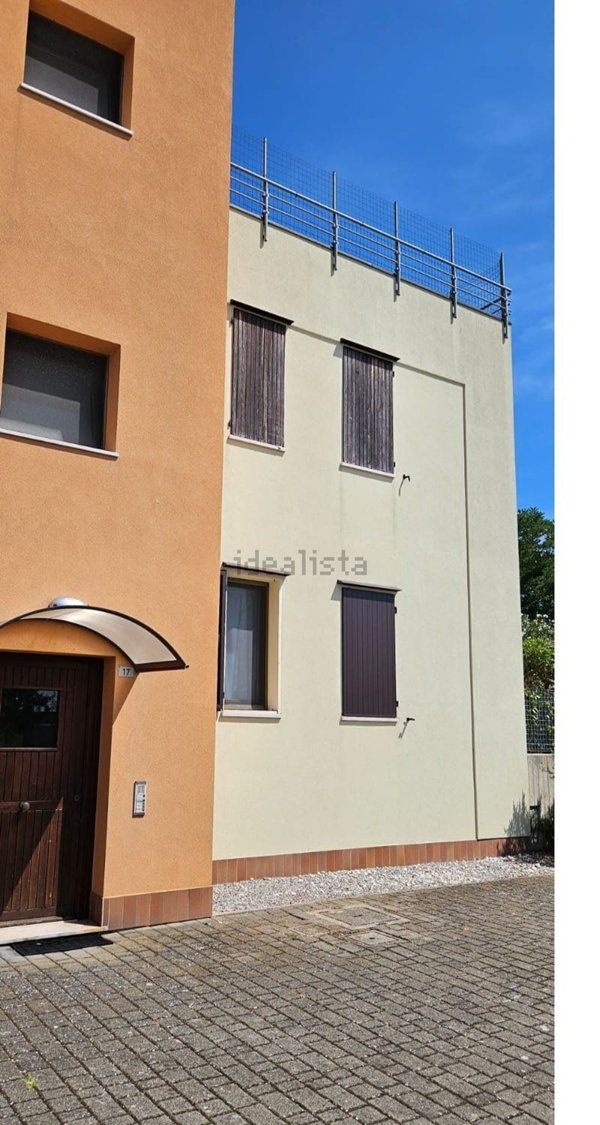 appartamento in vendita a Ravenna in zona Casal Borsetti