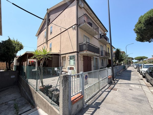 appartamento in vendita a Ravenna in zona Punta Marina Terme