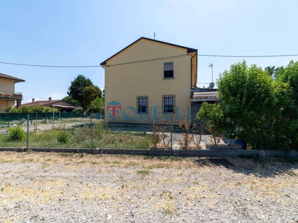 casa indipendente in vendita a Ravenna in zona San Pietro in Trento