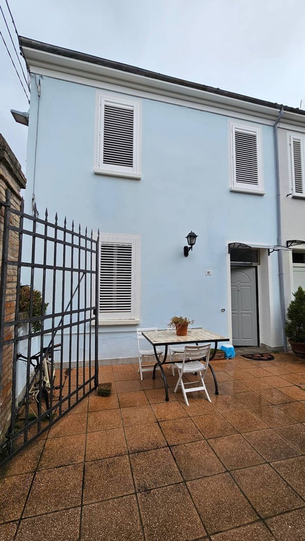 casa indipendente in vendita a Ravenna in zona Centro Storico