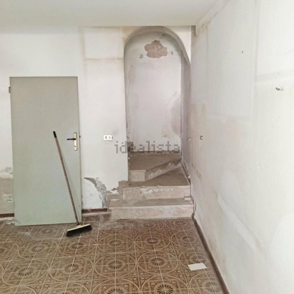 esavano in vendita a Ravenna in zona Centro Storico