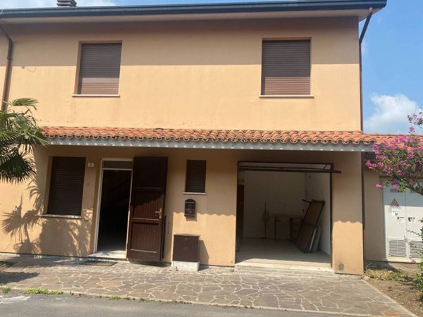 casa indipendente in vendita a Ravenna in zona Porto Corsini