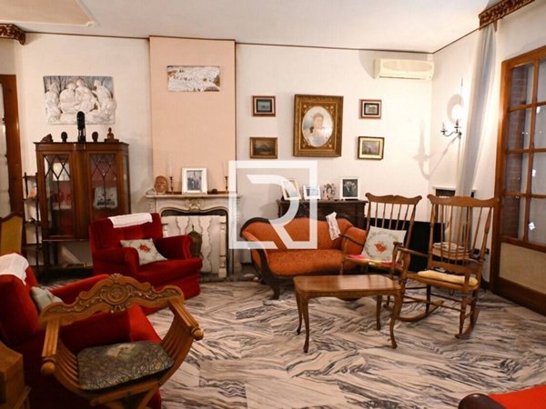 casa indipendente in vendita a Ravenna in zona Centro Storico