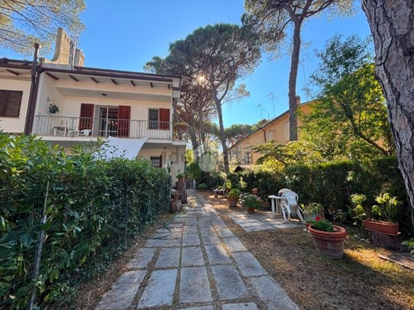 appartamento in vendita a Ravenna in zona Marina Romea