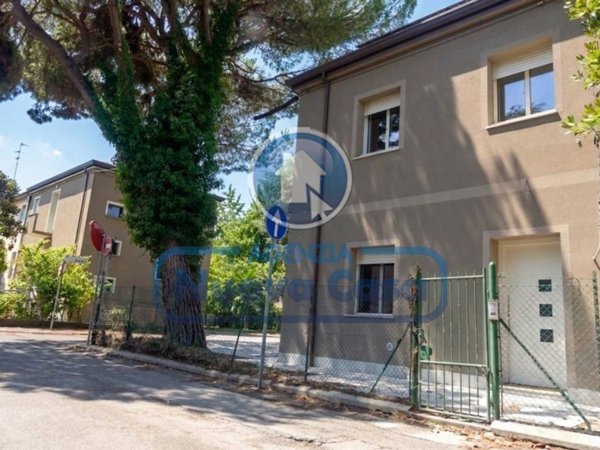 casa indipendente in vendita a Ravenna in zona Centro Storico