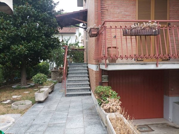 casa indipendente in vendita a Ravenna in zona Centro Storico
