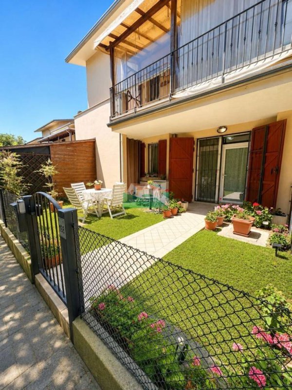 appartamento in vendita a Ravenna in zona Lido di Dante