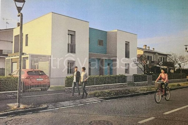 casa indipendente in vendita a Ravenna in zona Lido Adriano
