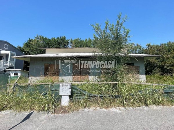 casa indipendente in vendita a Ravenna in zona Filetto