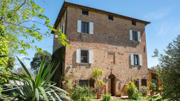 casa indipendente in vendita a Ravenna in zona Castiglione di Ravenna