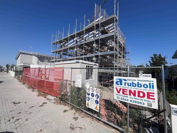 appartamento in vendita a Ravenna in zona Lido di Classe