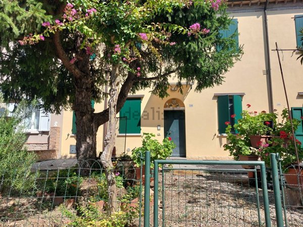 casa indipendente in vendita a Ravenna in zona Borgo Montone