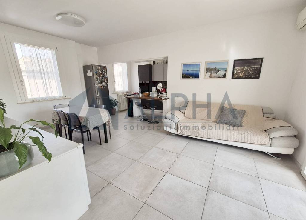 casa indipendente in vendita a Ravenna in zona Centro Storico
