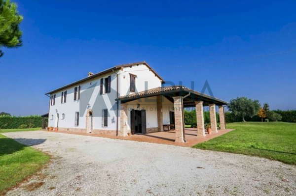 casa indipendente in vendita a Ravenna in zona Roncalceci