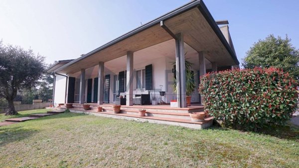 casa indipendente in vendita a Ravenna in zona Borgo Montone