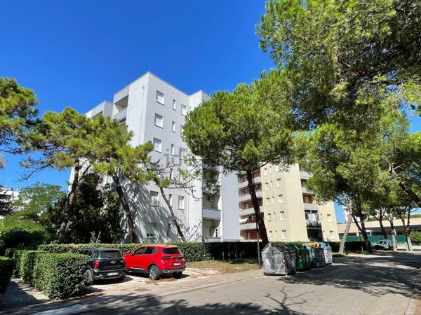 appartamento in vendita a Ravenna in zona Lido Adriano