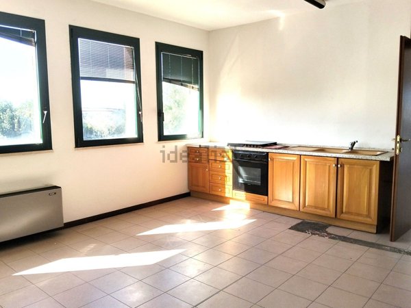 appartamento in vendita a Ravenna in zona Borgo Montone