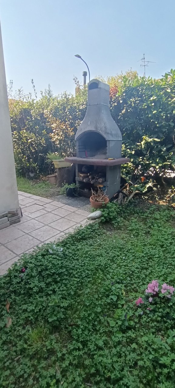 casa indipendente in vendita a Ravenna in zona Centro Storico