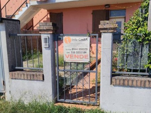 appartamento in vendita a Ravenna in zona Gambellara