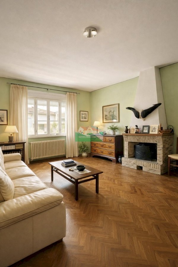 casa indipendente in vendita a Ravenna