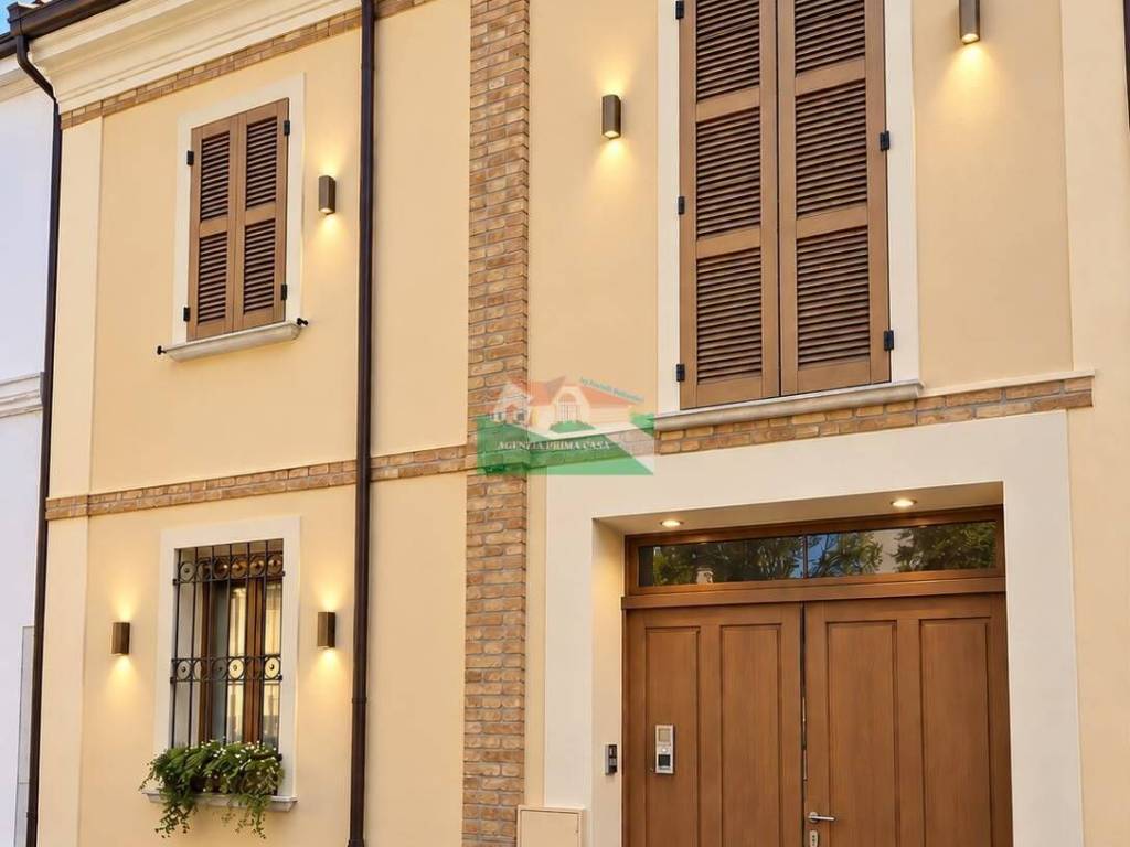 casa indipendente in vendita a Ravenna in zona Borgo Montone