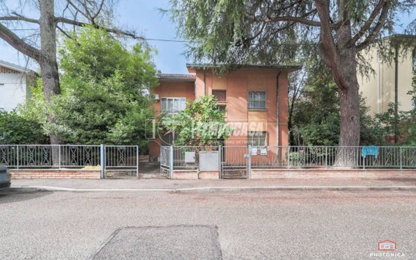 casa indipendente in vendita a Ravenna