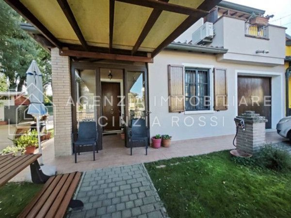 casa indipendente in vendita a Ravenna in zona Centro Storico