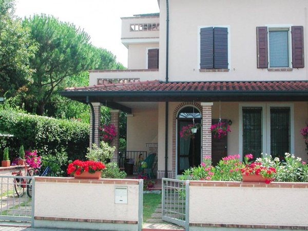 casa indipendente in vendita a Ravenna in zona Marina Romea