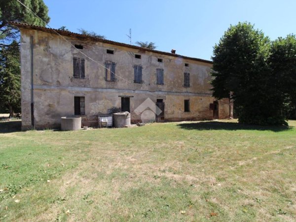 casa indipendente in vendita a Riolo Terme