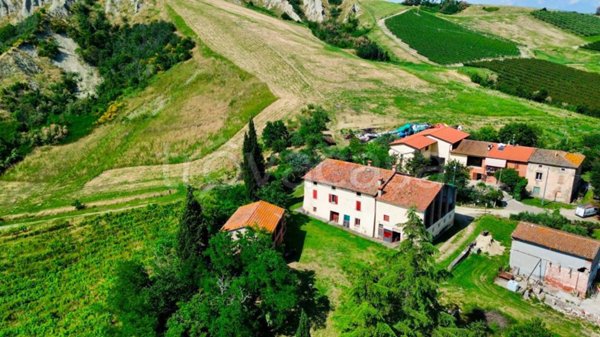 casa indipendente in vendita a Riolo Terme