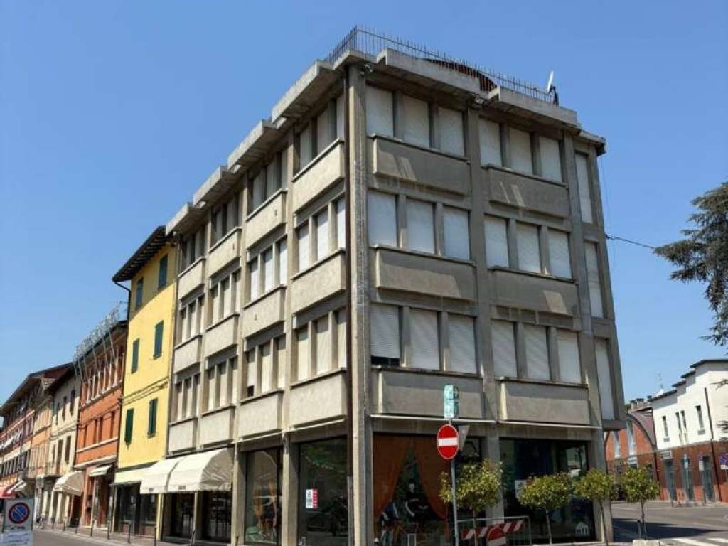 intera palazzina in vendita a Riolo Terme