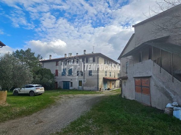 casa indipendente in vendita a Riolo Terme in zona Borgo Rivola