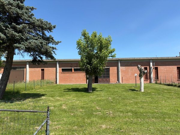trivano in vendita a Riolo Terme in zona Borgo Rivola
