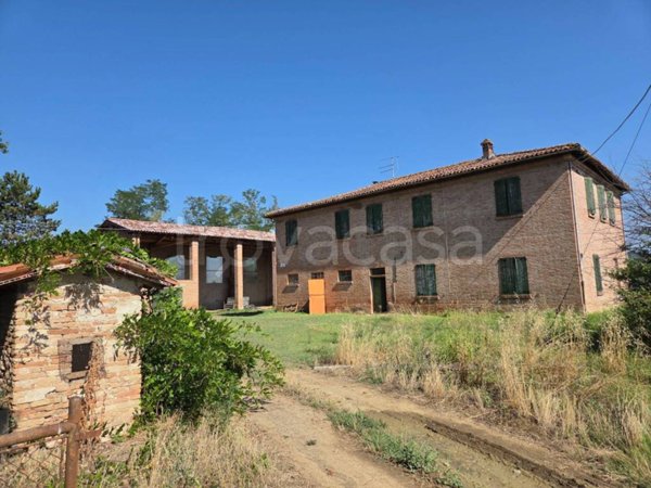 casa indipendente in vendita a Riolo Terme in zona Borgo Rivola