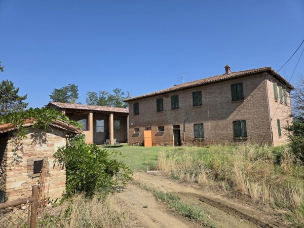 casale in vendita a Riolo Terme