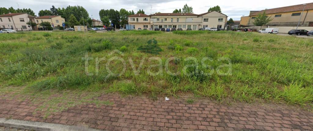 terreno edificabile in vendita a Russi