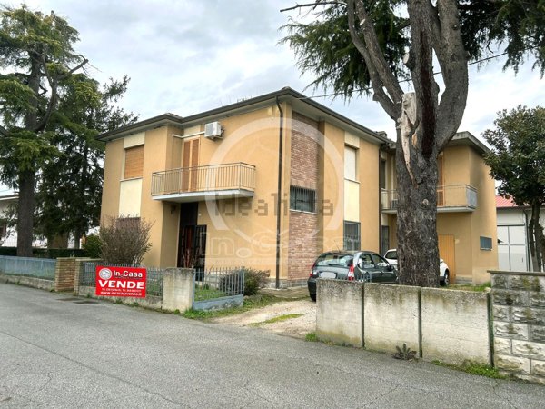 casa indipendente in vendita a Russi
