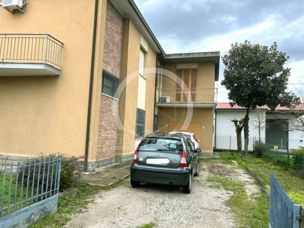 casa indipendente in vendita a Russi
