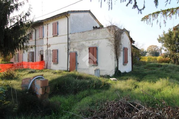 casa semindipendente in vendita a Russi