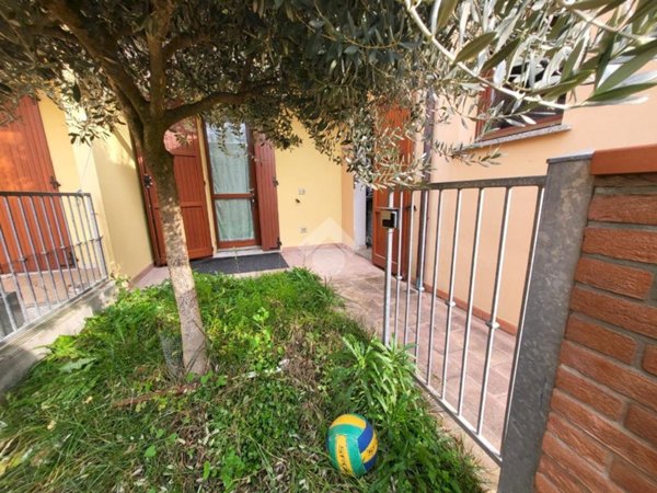 casa indipendente in vendita a Russi