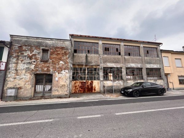 terreno edificabile in vendita a Russi