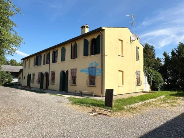 casa indipendente in vendita a Russi