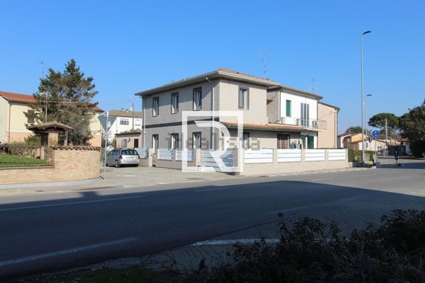 casa indipendente in vendita a Russi