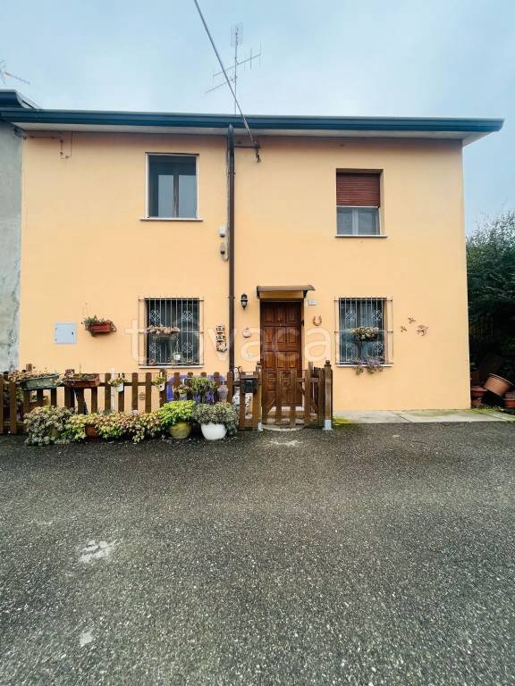 casa indipendente in vendita a Russi