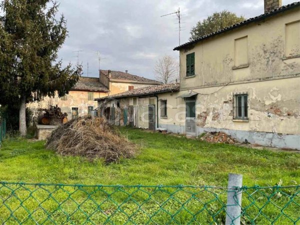 casa indipendente in vendita a Russi