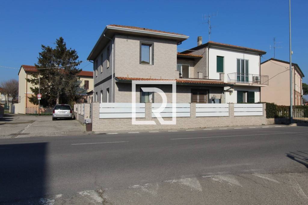 casa indipendente in vendita a Russi