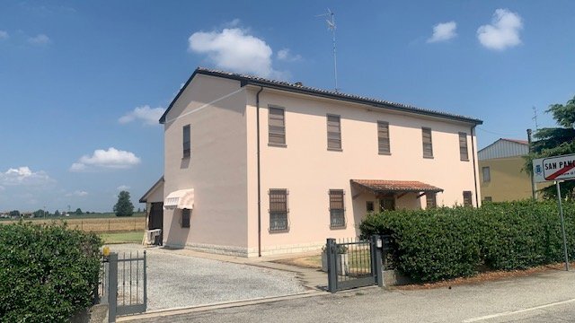 casa indipendente in vendita a Russi