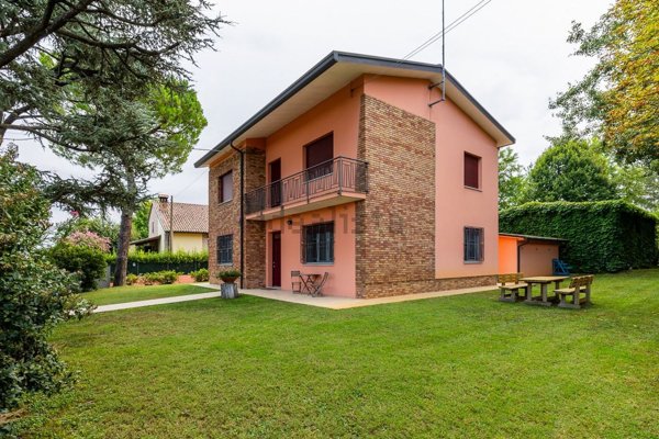 casa indipendente in vendita a Russi