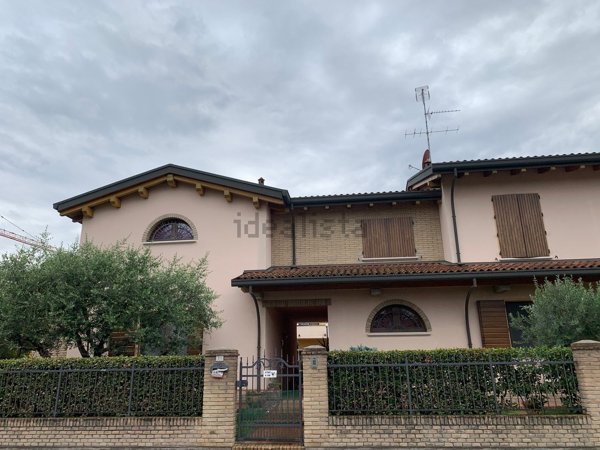 casa indipendente in vendita a Russi